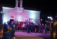 Δήμος Μινώα Πεδιάδας:Φωταγωγήθηκε το εντυπωσιακό πυθαρόδεντρο στο Θραψανό