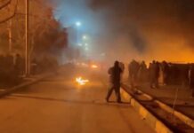 Ιράν: Αυξάνεται ο αριθμός των νεκρών – Απειλές και άγρια καταστολή εναντίον των διαδηλωτών