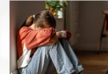 Ανησυχητικά στοιχεία για την αυτοκτονικότητα παιδιών – Νέα συνεργασία Υπουργείου Υγείας με «Το Χαμόγελο του Παιδιού»