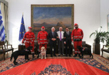 Βουλή: Δωρεά δύο σκύλων-διασωστών στον Ελληνικό Ερυθρό Σταυρό