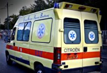 Ελευσίνα: Σκότωσε την ηλικιωμένη μητέρα της προσπαθώντας να παρκάρει το ΙΧ – Πώς συνέβη το δυστύχημα