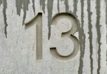 Παρασκευή και 13: Γιατί θεωρείται γρουσούζικη – Η πτώση των Ναϊτών και η «διατάραξη» του δώδεκα