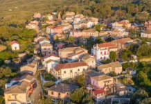 Φοροελαφρύνσεις: Μειωμένα τεκμήρια διαβίωσης αλλά και μισός ο ΕΝΦΙΑ για χιλιάδες μικρούς οικισμούς