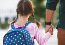 Ολοκληρώνεται η καταβολή οικονομικής ενίσχυσης ύψους 150 ευρώ ανά παιδί σε 950.000 οικογένειες