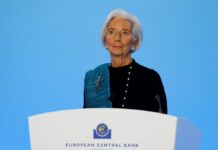 Politico: Ανοιχτό το ενδεχόμενο να αποχωρήσει η Λαγκάρντ από την ΕΚΤ για τις γαλλικές προεδρικές εκλογές