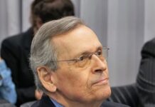 Πέθανε ο Στέφανος Μάνος